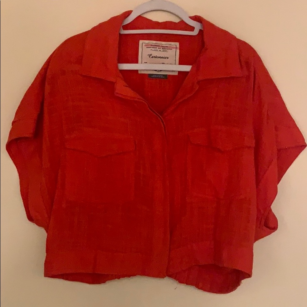Slightly cropped Anthropologie shirt